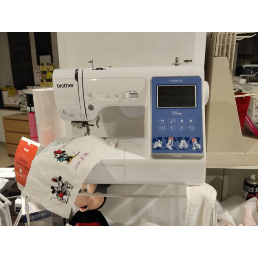 Brother Innovis M380D - Modèle d'exposition / Occasion (Etat : Comme Neuf)