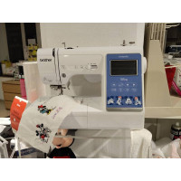 Brother Innovis M380D - Modèle d'exposition / Occasion (Etat : Comme Neuf)